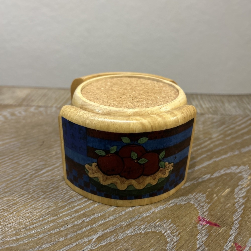 Vintage Kamenstein Wood Round Coaster Set 6 Pc Natural with Holder Apple Pie - Picture 3 of 7